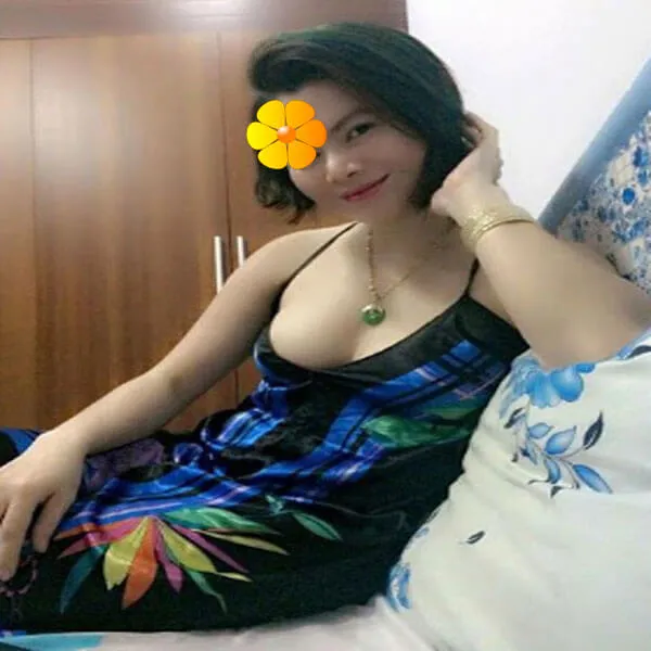 Ánh Hoa – Tìm phi công trẻ thỏa mãn sinh lý 2 Anh Hoa Tim phi cong tre thoa man sinh ly 1