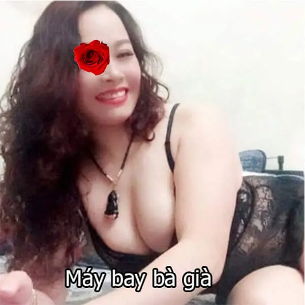 Máy bay bà già Bảo Nhi – Tìm trai trẻ tình một đêm 2 May bay ba gia Bao Nhi 1