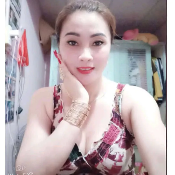 Máy bay bà già Ngọc Chi 2 May bay ba gia Ngoc Chi 1