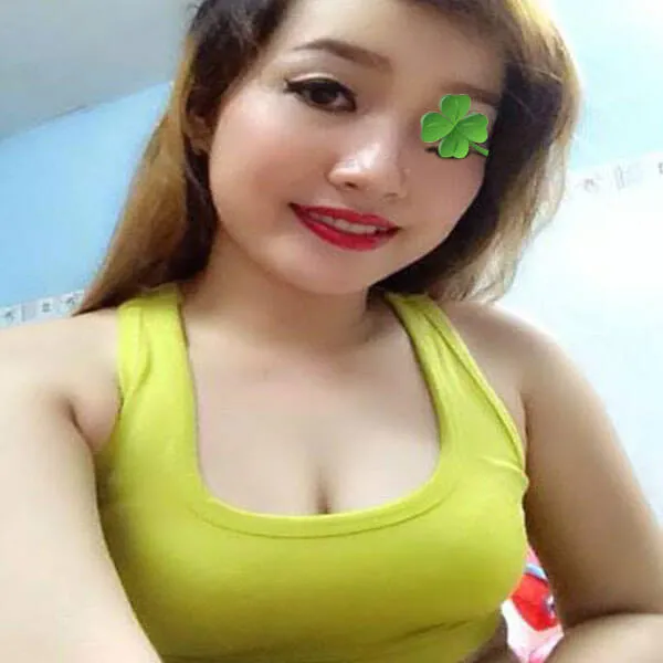 Máy bay bà già Phương Vy – Quý bà hồi xuân tìm trai mới lớn 2 May bay ba gia Phuong Vy 1