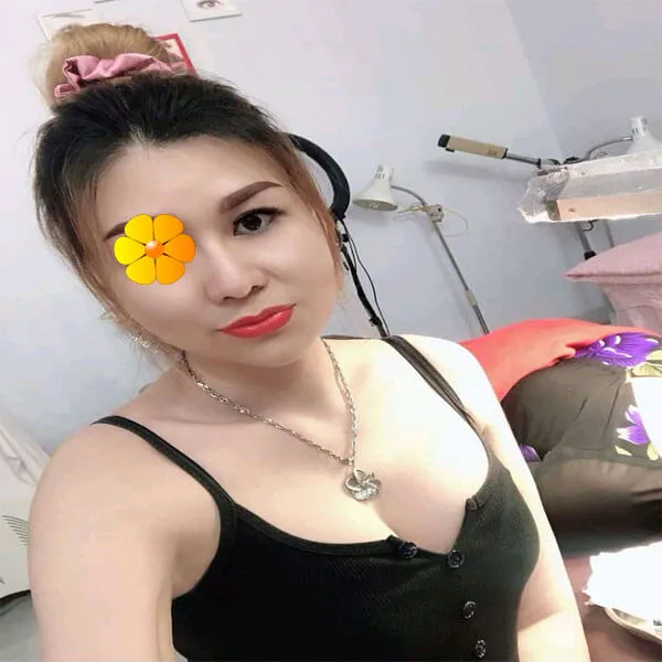 May bay ba gia Thanh Huong Rao ruc hoi xuan 1