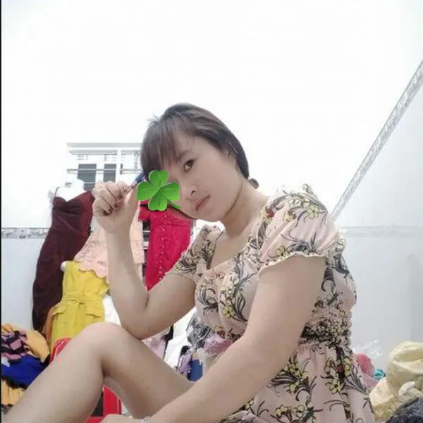 Máy bay bà già Thanh Ngọc 2 May bay ba gia Thanh Ngoc Gai gia khong rang buoc 1