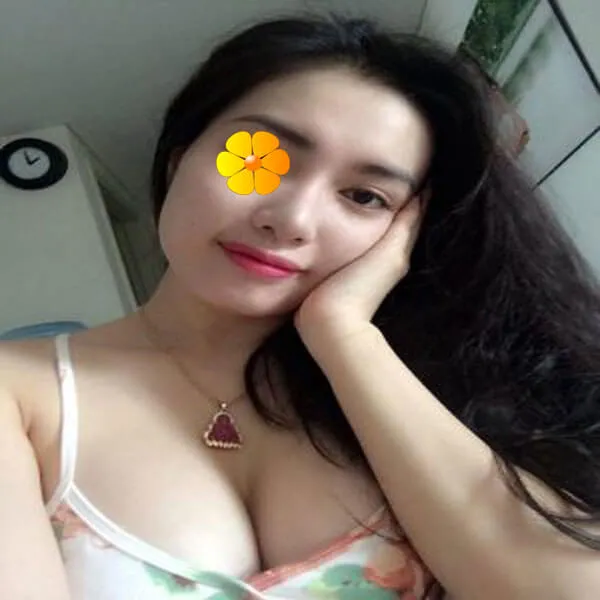 May bay ba gia Thuy Loan 1