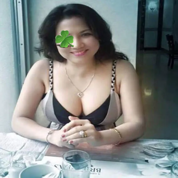 Ngọc Liên – Gái già hồi xuân cần tìm trai trẻ 2 Ngoc Lien Gai gia hoi xuan can tim trai tre 1