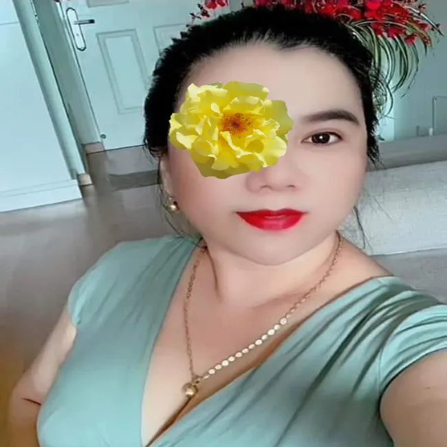 Bích Châu – Máy bay bà già Huyện Pác Nặm cần em trai tâm sự mỏng 2 bich chau chi gai can em trai tam su mong 1