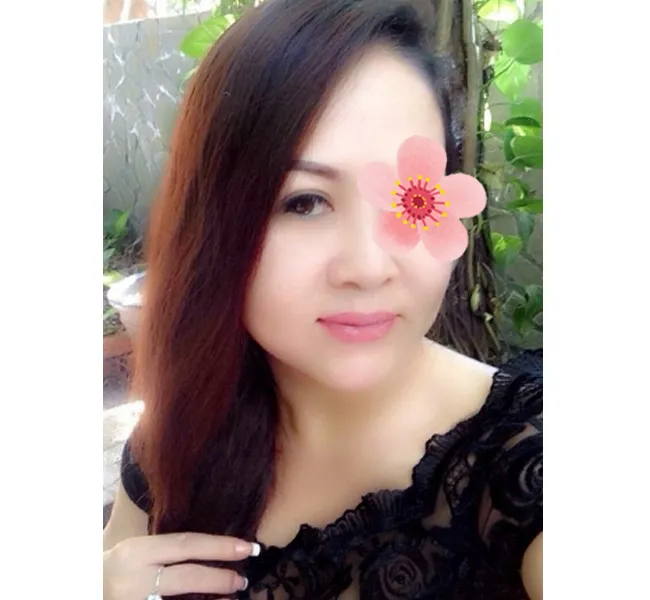 Bích Hạnh – Máy bay bà già Huyện Lục Nam thèm thụ phấn 2 bich hanh chi gai can tim em trai thich lai may bay 1