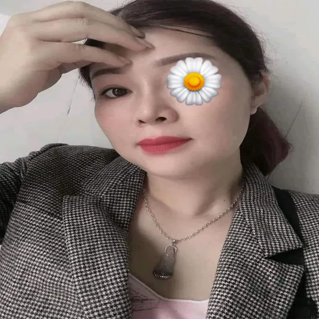 Bích Trâm – Máy bay bà già Quận 10 cần tìm trai trẻ 2 bich tram may bay ba gia can tim trai tre yeu la song thu 1