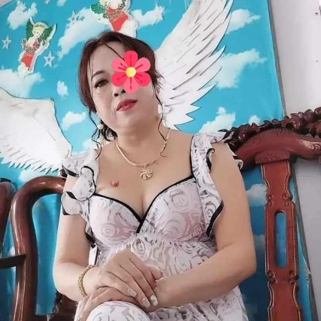 diem chi gai gia tim trai giao luu 1