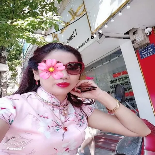 mai vy can tim mot moi quan he chi em nghiem tuc 1