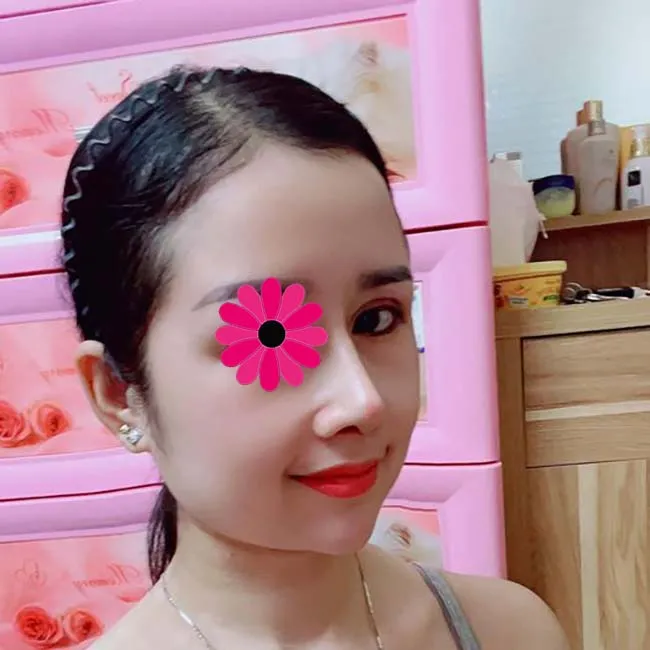 ngoc dung chi gai can trai tre thoa man sinh ly 1