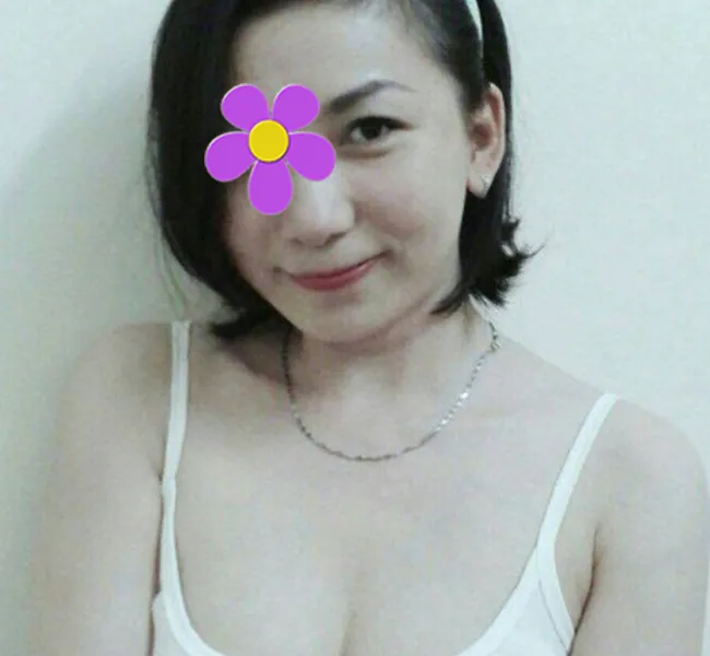 Phương Trà – Máy bay bà già Huyện Dương Minh Châu cần trải nghiệm chuyện chăn gối cùng phi công trẻ 2 phuong tra chi gai can trai nghiem chuyen chan goi 1