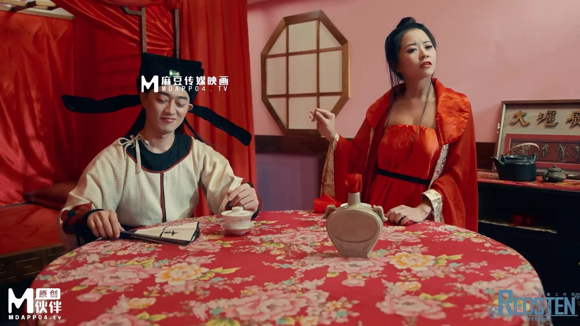 RS019 Jin Ping Mei phục vụ gã gánh nước và khách làng chơi