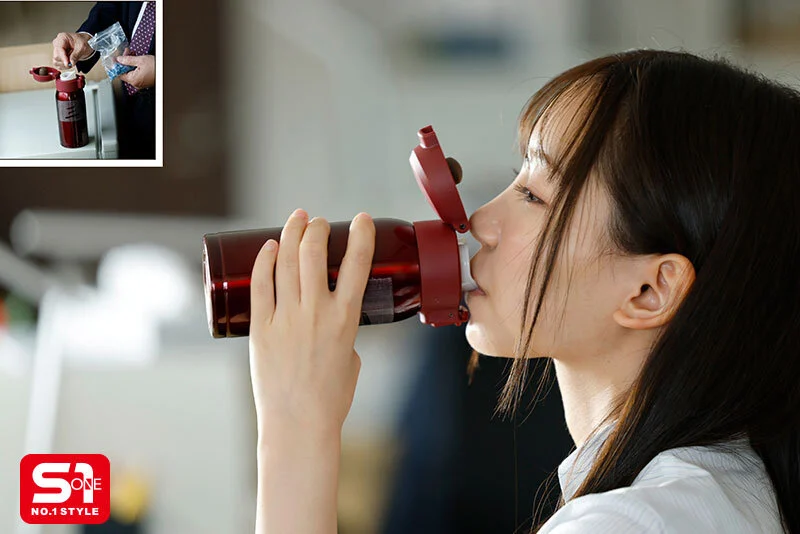 SONE-747 Chuyến công tác đầy những cạm bẫy ngọt ngào