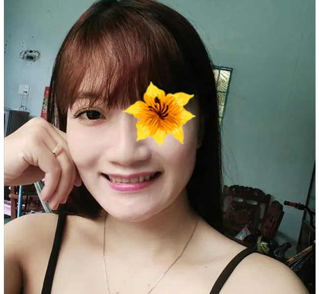 Thu Huyền – Máy bay bà già Quận 6 tìm trai khoai to 2 thu huyen may bay ba gia muon co phi cong cao to 1