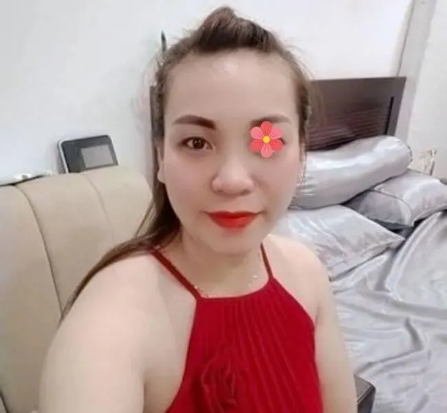 thuy uyen chi gai da tinh man nong 1