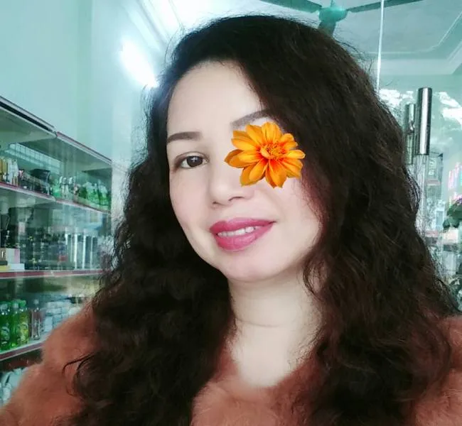 Trúc Vy – Máy bay bà già Ba Châu tìm trai trên 17cm 2 truc vy may bay ba gia tim trai tren 15cm 1