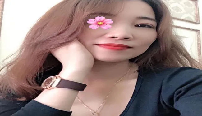 Xuân Vân – Máy bay bà già Quận 6 cần trai thỏa mãn sinh lý 2 xuan van may bay ba gia can trai thoa man sinh ly 1