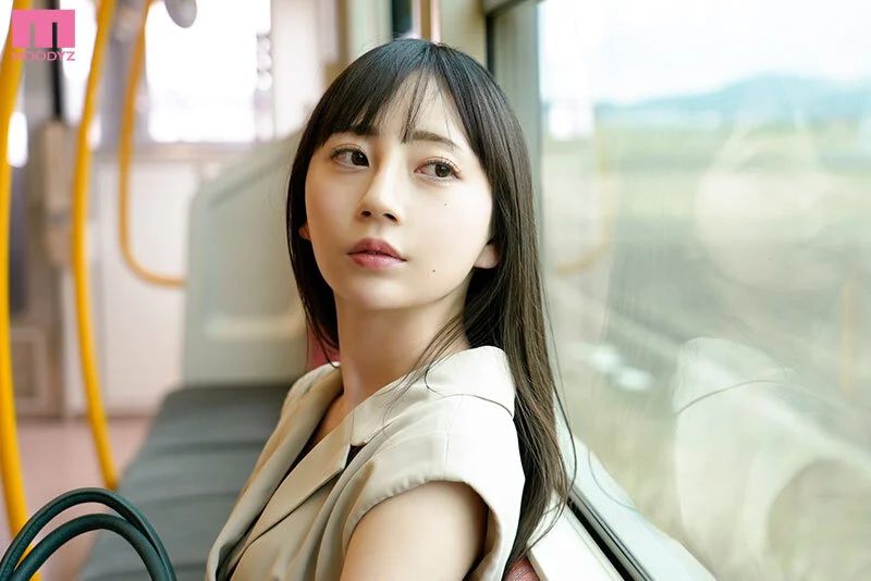 MIDV-416 Chuyện tình đẹp khi gặp lại cô bạn thân ở quê