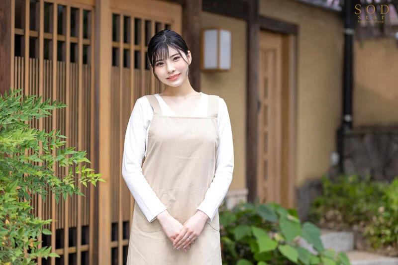 STARS-947 Lén đụ cô chủ nhà trọ đã có chồng