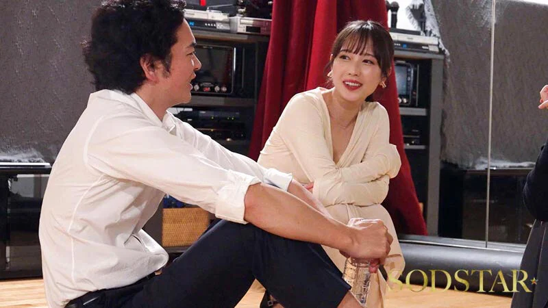 START-313 Chúng mình cùng phê thuốc và đụ nhau nhé?